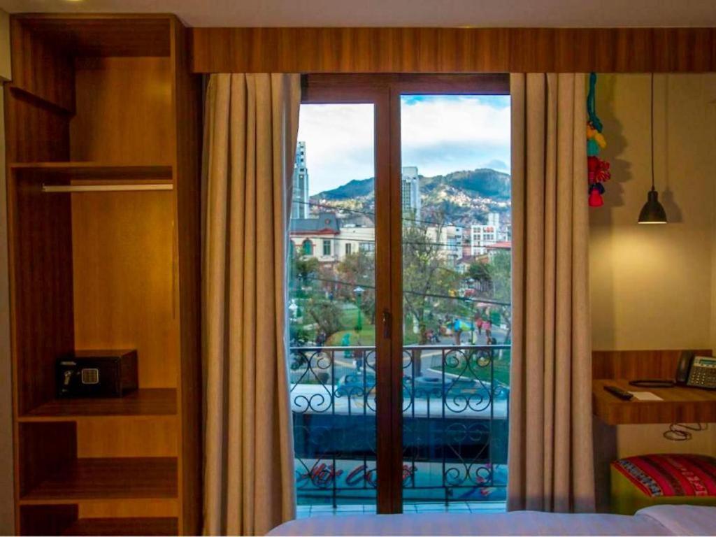Altus Express Hotel La Paz Exterior photo